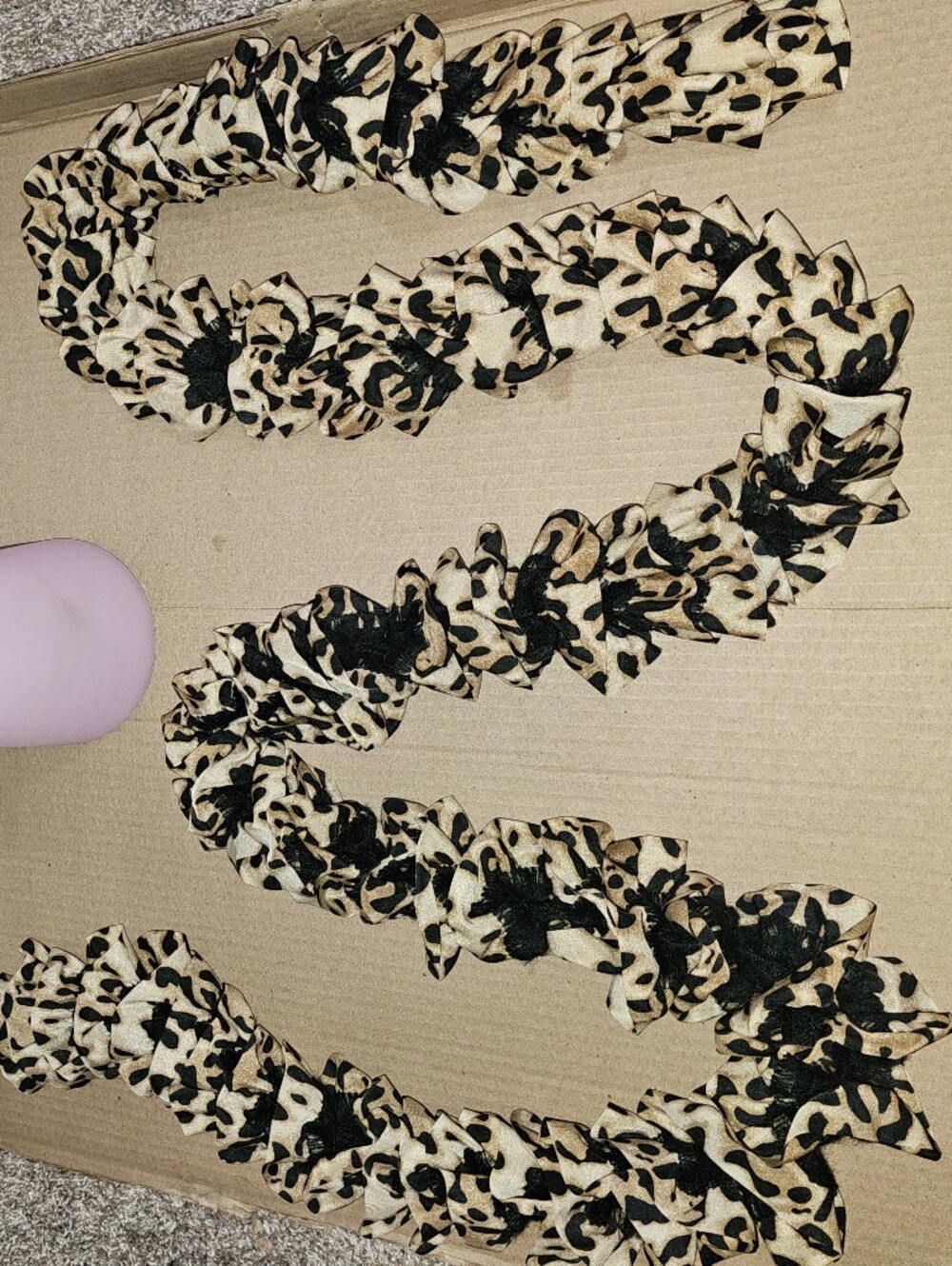 Leopard Print Ruffle Scarf - Picture 2 of 3